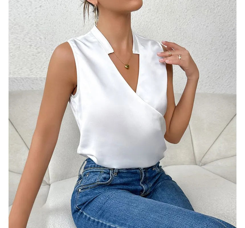 Sylvia™ | Classic Sleeveless Solid Blouse