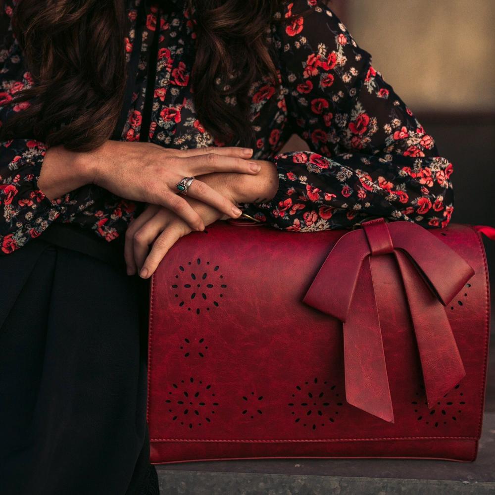Sylvia™ | Elegant Bow-Tie Satchel