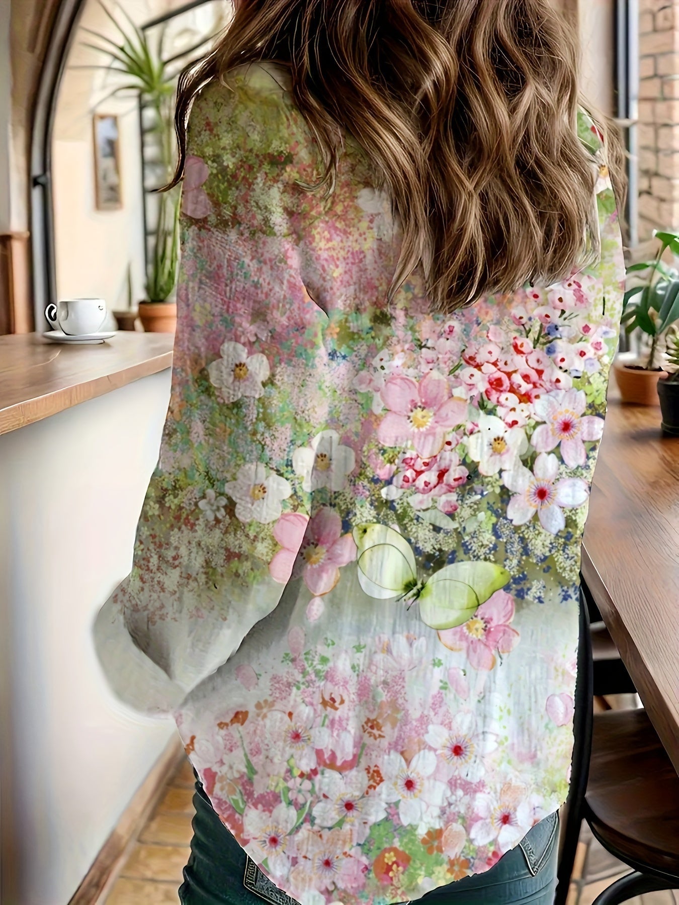 Sylvia™ – Floral Print Lightweight Shirt