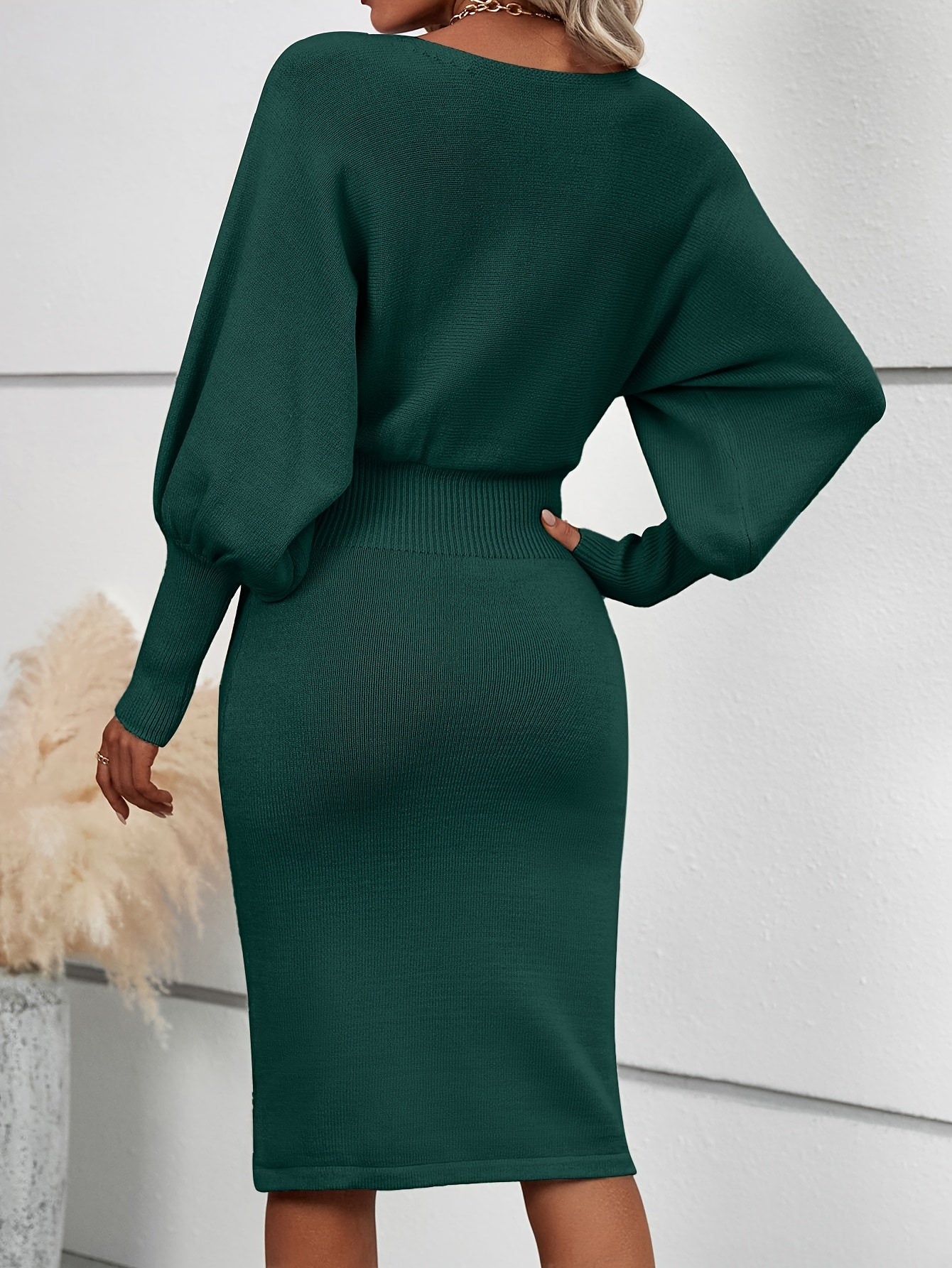 Sylvia™ – Ribbed Knit Midi Dress