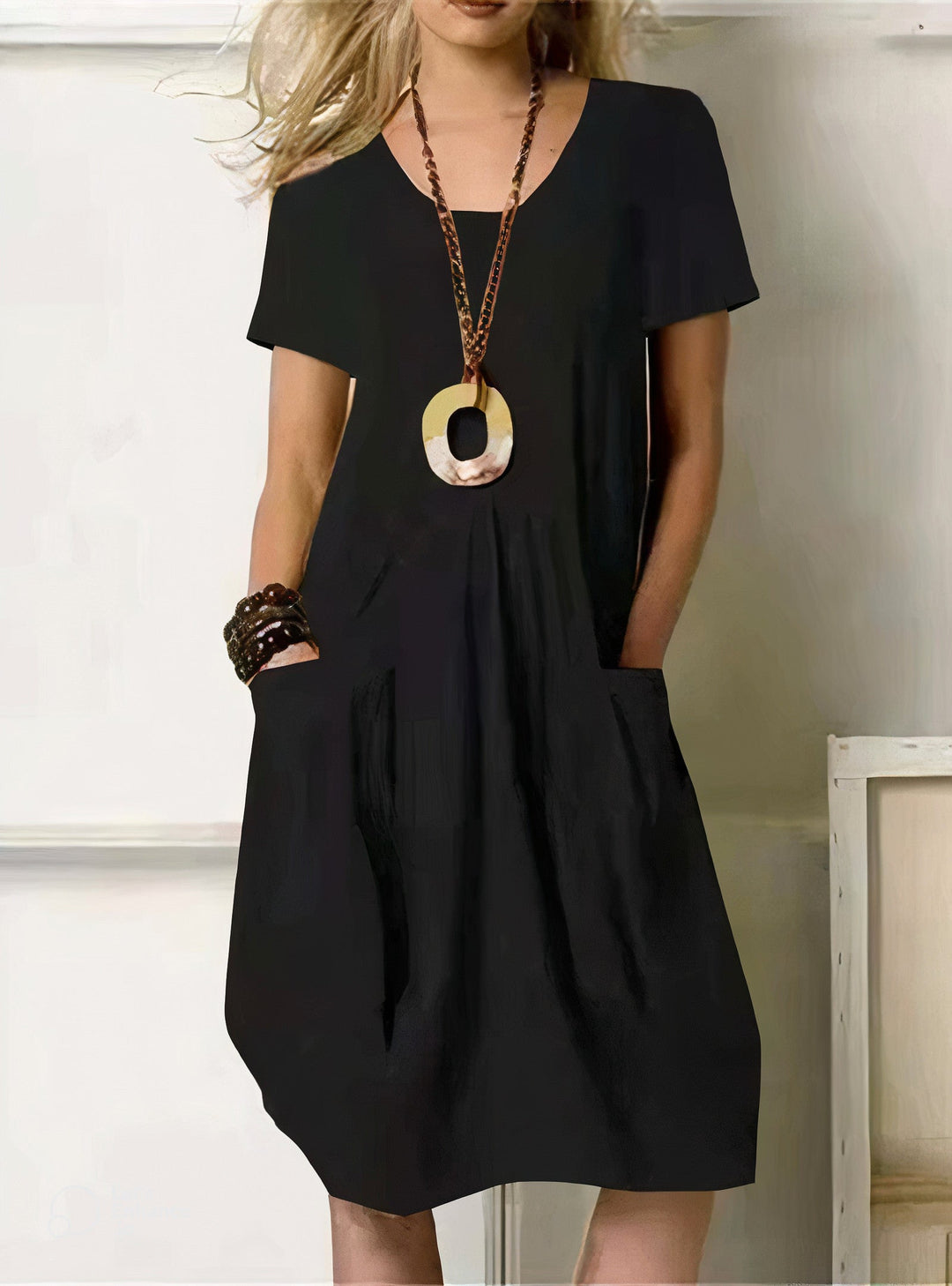Sylvia™ – Pleated Pocket Midi Dress