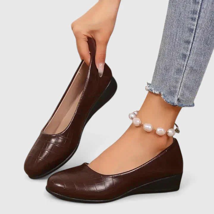 Sylvia™ | Orthopedic Dignified Shoes